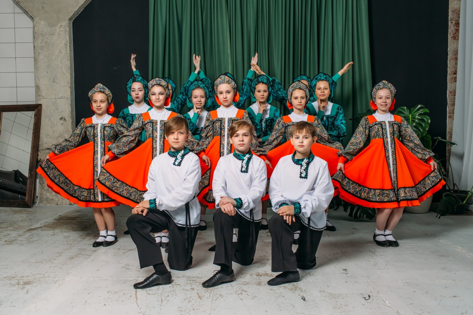 Образцовый детский коллектив ансамбль танца  "Эриданс"  
