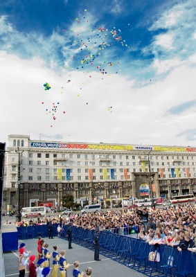 «Андрюша» поздравит на площади Революции Челябинск с праздником!